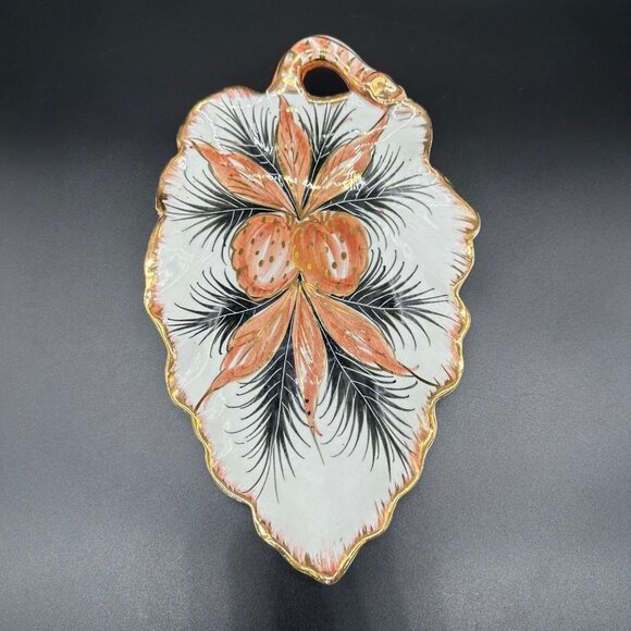Vintage Italian Pottery Leaf Dish Strawberries Gold Decorative Vanity Tray Italy - Picture 2 of 10
